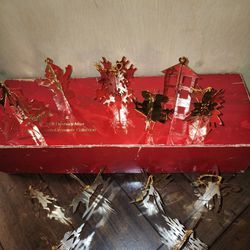 1978 Danbury Mint  Gold Christmas Ornaments 