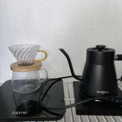 Complete Pour Over Coffee Set – Smart Scale, Kettle, Dripper & Carafe