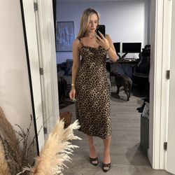 Dress with trendy print, size M