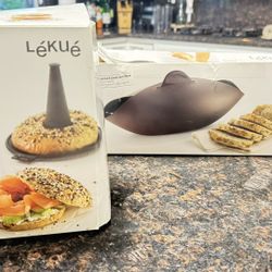 🥯 Lekué Silicone Bakeware – $20 (Pickup ONLY)