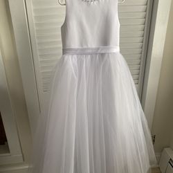 New w/tags  Size 6 Communion/Flower Girl Dress