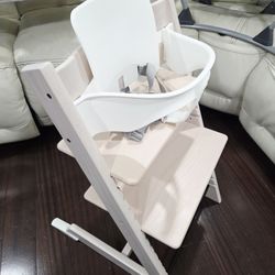 Stokke Tripp Trapp High Chair 2, Natural - Includes Chair + Baby Set with Removable Harness