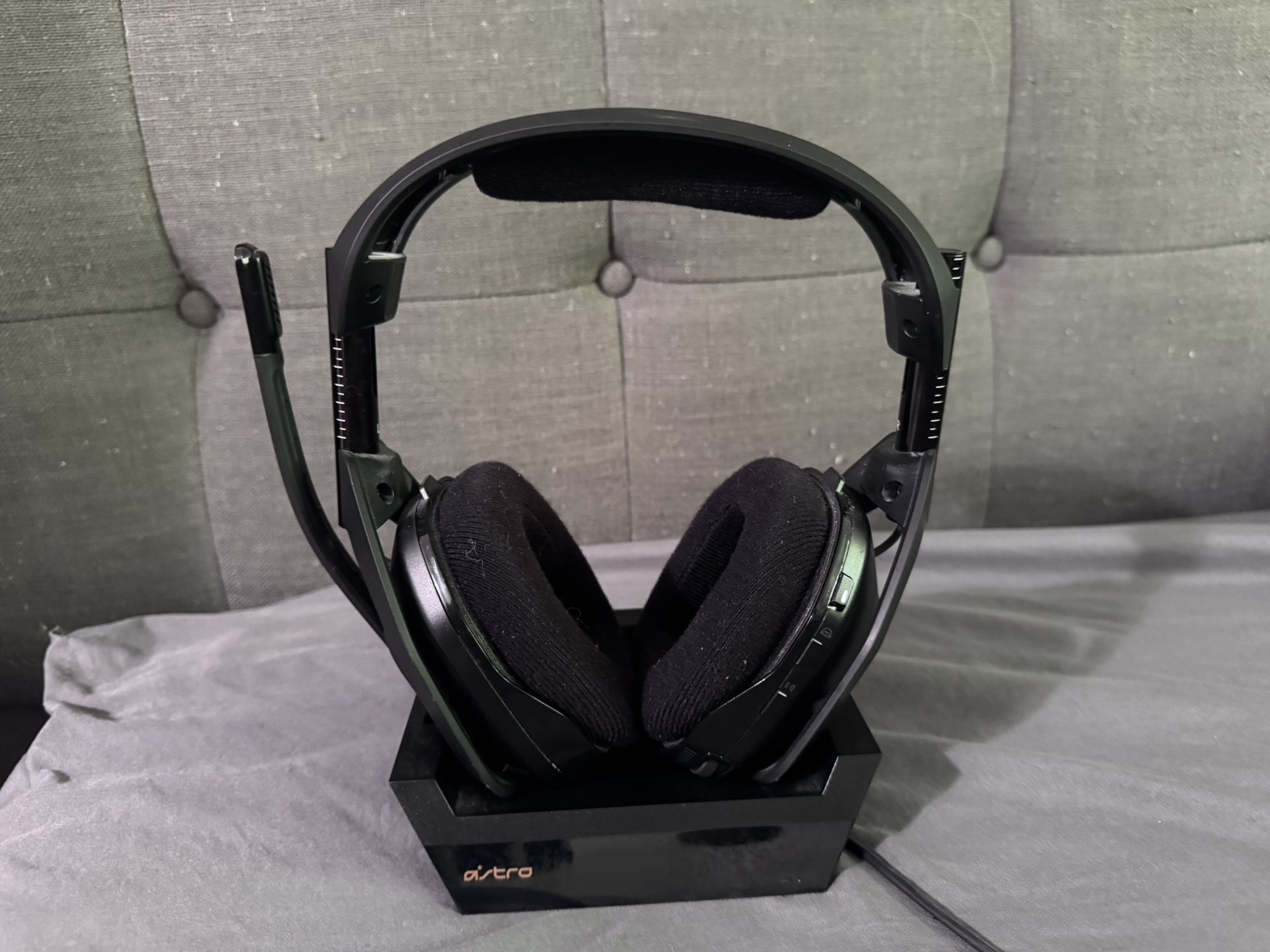 Logitech G Astro A50 X Wireless Gaming Headset + Base Station