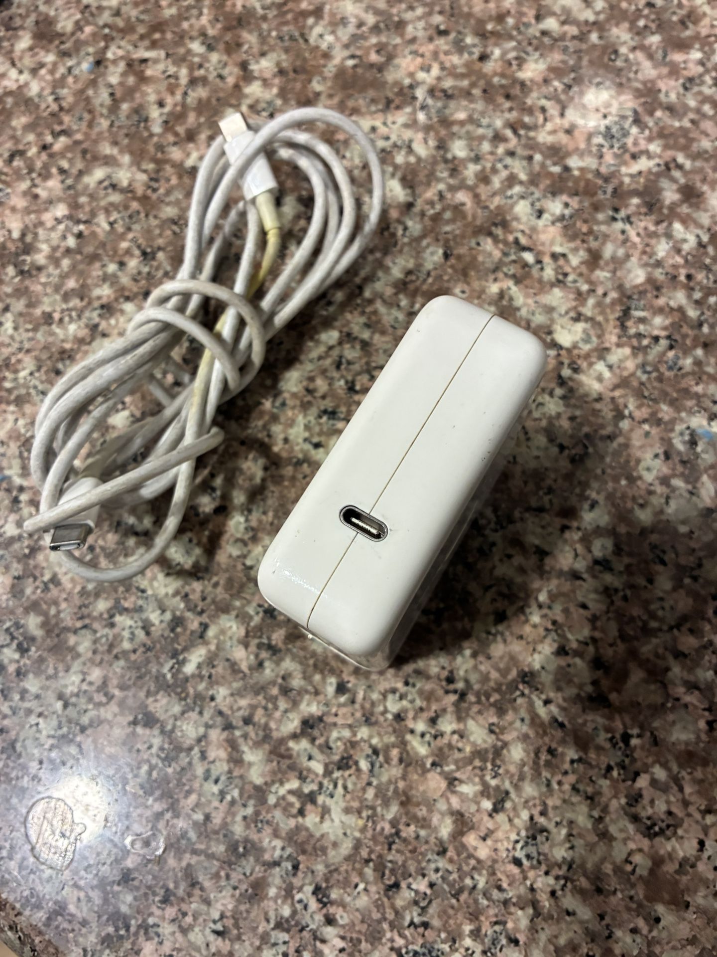 Original  61W USB-C AC Adapter Charger for Apple MacBook Pro 13" A1718 A1947