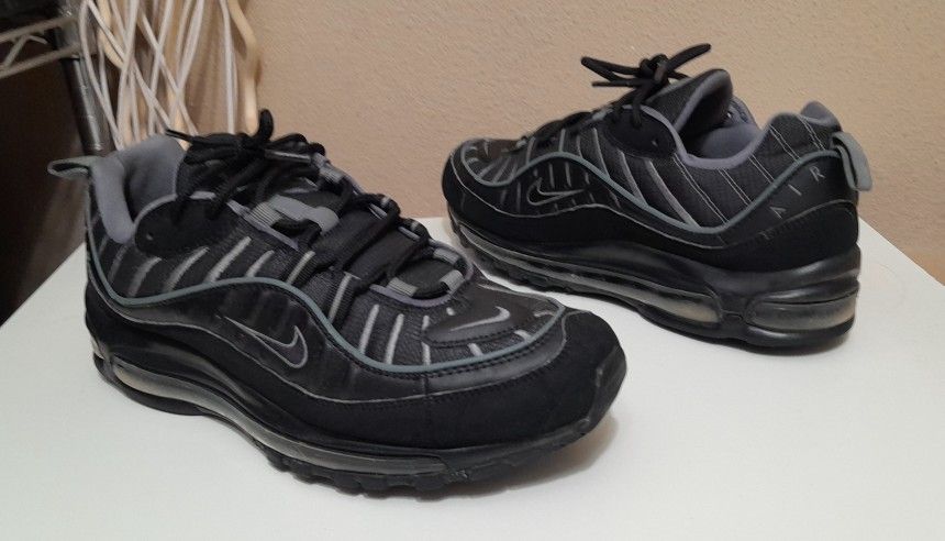 Men's Nike Air Max 98 Black Smoke Grey Shoes CI3693-002 Size 9.5