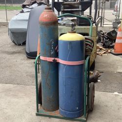 Cutting Torch/Welding Cart With Oxygen/acetylene Bottles For Cutting Torch Or Welding,,