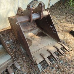 Bucket Excavator Backhoe Tractor 16" 28"