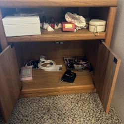 Makeup Table