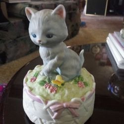 Vintage Kitten Music Box 1960s Somewhere My Love