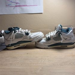 Jordan 4 used