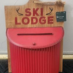 Rustic Metal & Wood Mailbox Ski Lodge Decor Winter Christmas Deorative Wall Decor
