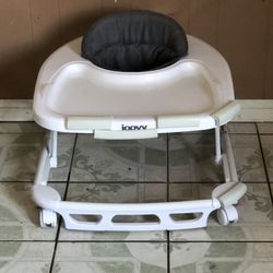 LIKE NEW JOOVY SPOON BABY WALKER!!!!