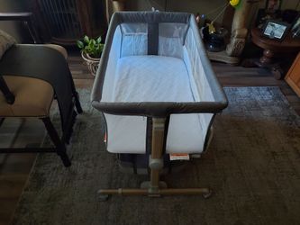 Besrey Baby Crib
