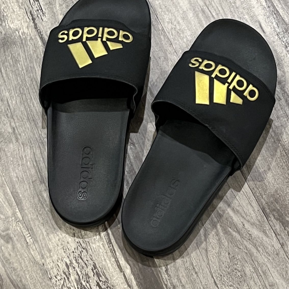 Size 7 Adidas Slides 