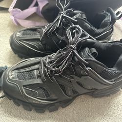 balenciaga track runner