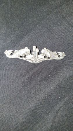 Submariner pin