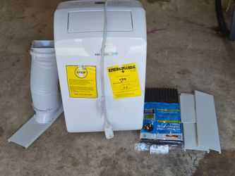 Hisense Portable Air Conditioner with Accessories