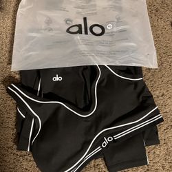 Alo Yoga Set