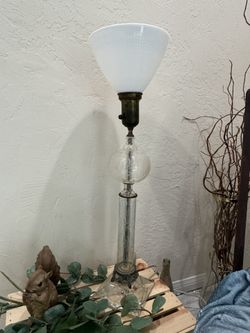 RARE ANTIQUE Torchtiere Hand Cut Crystal Tabletop Lamp