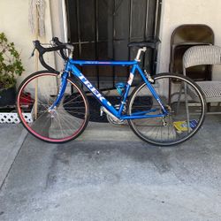 Trek Aluminum Series 1200 Road Bike 