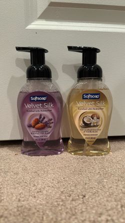 Softsoap foaming hand soap 9 oz: 2 for $5