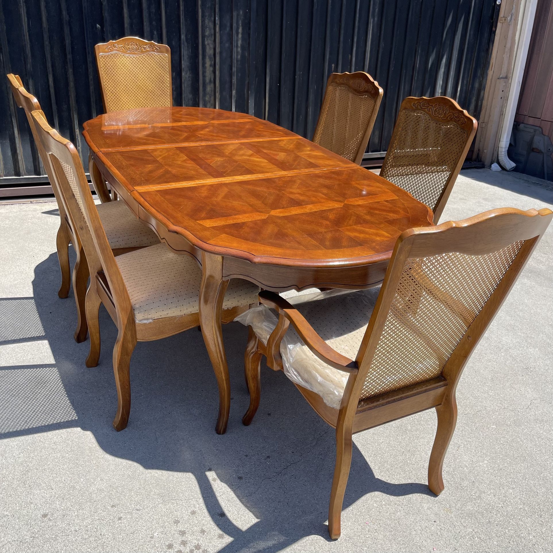 Vintage Dining Room Sets For Sale