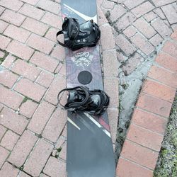 Lamar Snowboard 154cm With Bindings