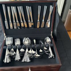 Barenthal  Silverware And Serving Set