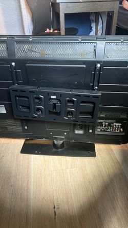 42” LG Television Tv With Remote