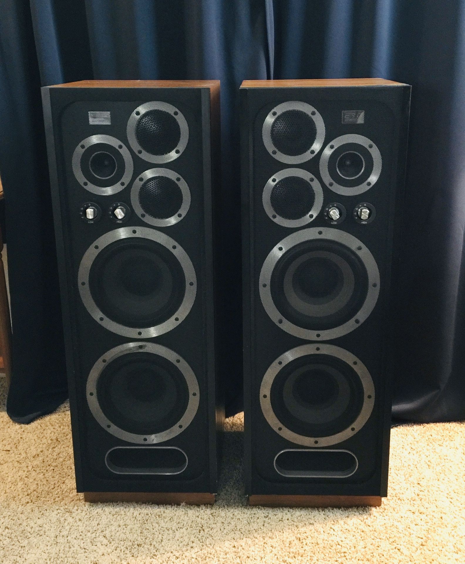 Wharfedale e90 speakers. Excellent condition.
