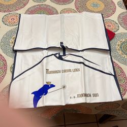 Vintage Monarch Cruise Clothing Bag