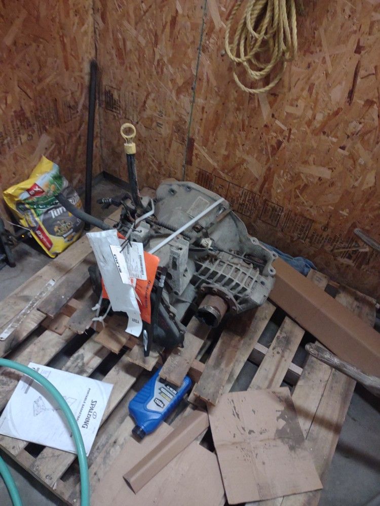 Transmission 2009 Dodge Journey 2.4 Engine