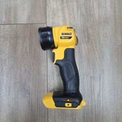 NEW DeWalt 20V LED Flashlight With Hook
