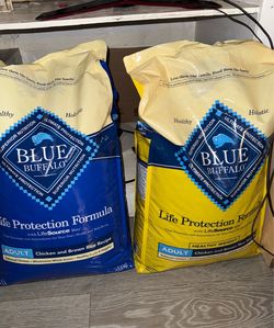Blue Buffalo Life Protection 2x 30Lbs (Retails for $65 a bag!)
