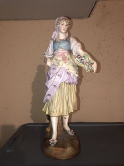 pair of porcelin italian statues