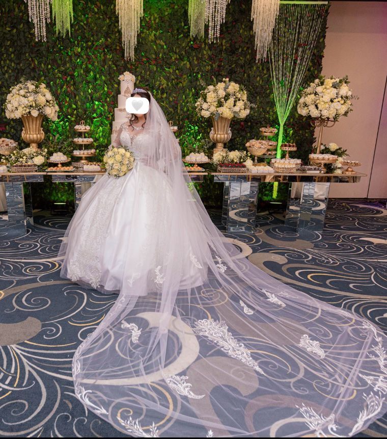 wedding dress