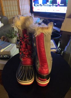 Sorel boots size 6