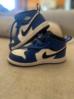 Boy shoes