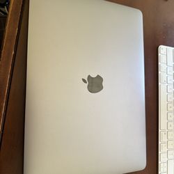 MacBook Pro With Touchbar 