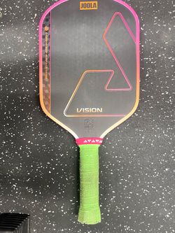 Joola pickleball paddle