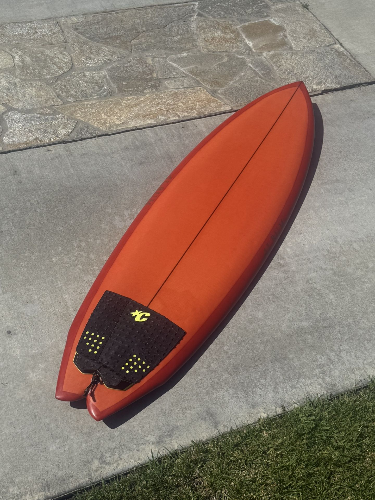 Album Twinsman Surfboard
