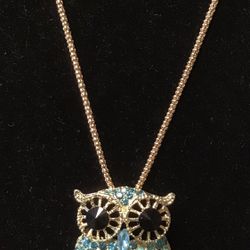 Betsey Johnson Owl Necklace 