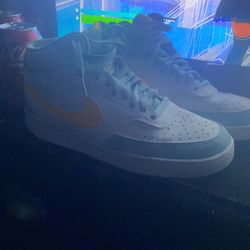 Nike