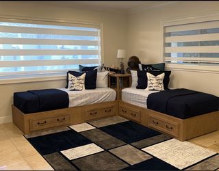 Bedroom set