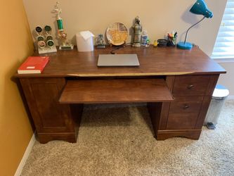 Office desk or table
