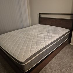 Full size bed set
