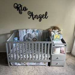 Gray Crib Set w/ Changing Table 