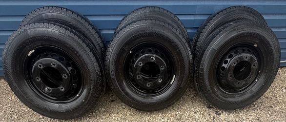 Mercedes sprinter Tires And Rim