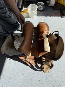 Saddle
