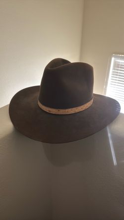 Stetson cowboy hat w/ ostrich Leather band 7 3/8